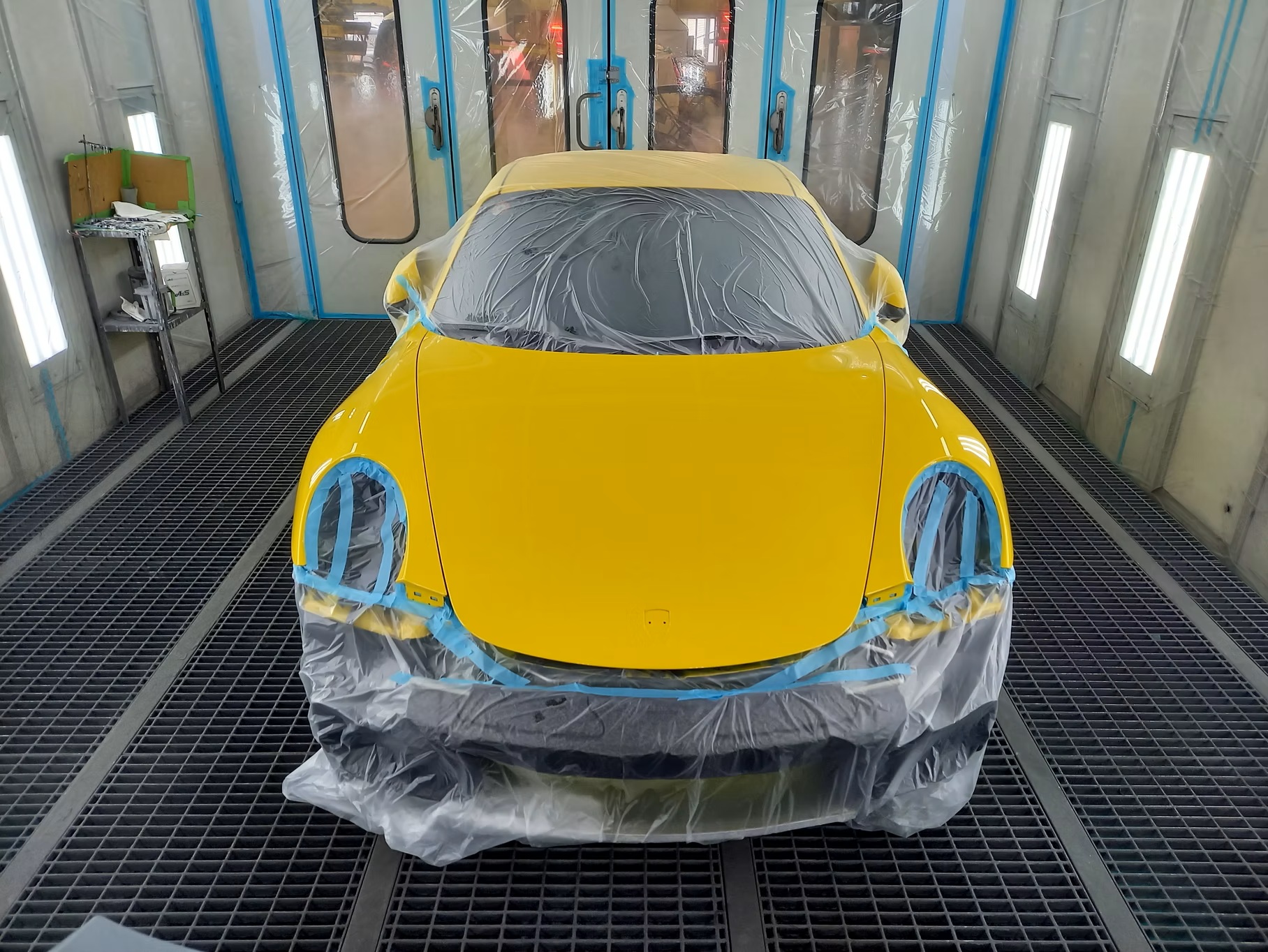 ボディーショップ山口の正社員 自動車整備士 御所見地区 市内すべての求人情報イメージ1